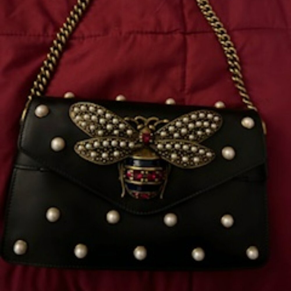 GUCCI BROADWAY PEARLY BEE SHOULDER BAG - BLACK LEATHER